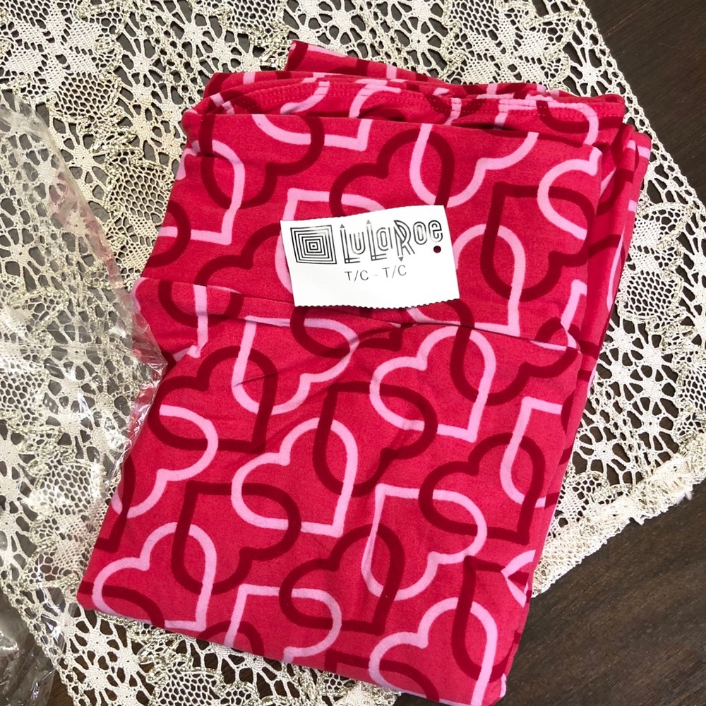 LuLaRoe TC Valentine Leggings NWT